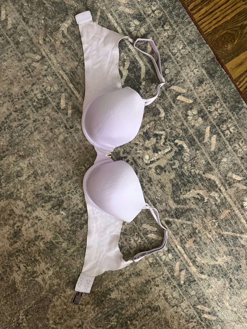 Victoria's Secret Light Lavender T-Shirt Bra with Underwire